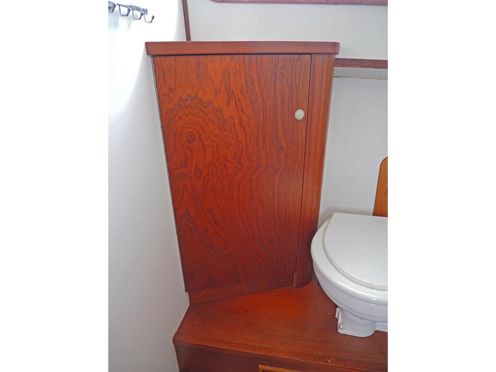 Fore ship, Accommodation